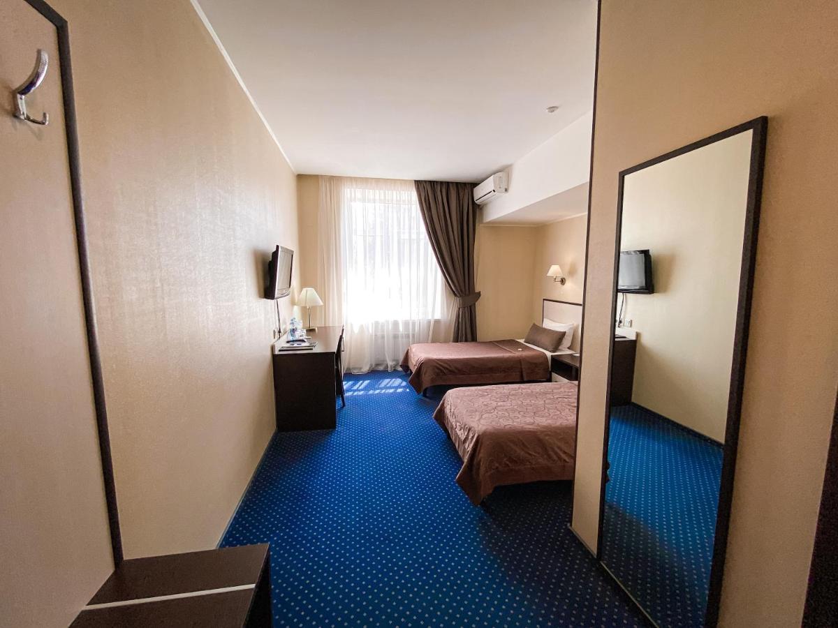 Teatralny Hotel Zaporizhia Eksteriør billede