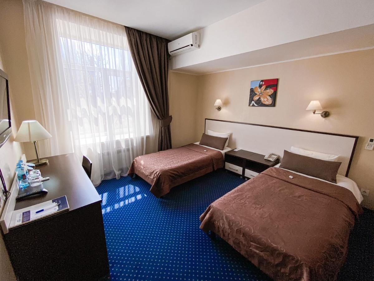 Teatralny Hotel Zaporizhia Eksteriør billede