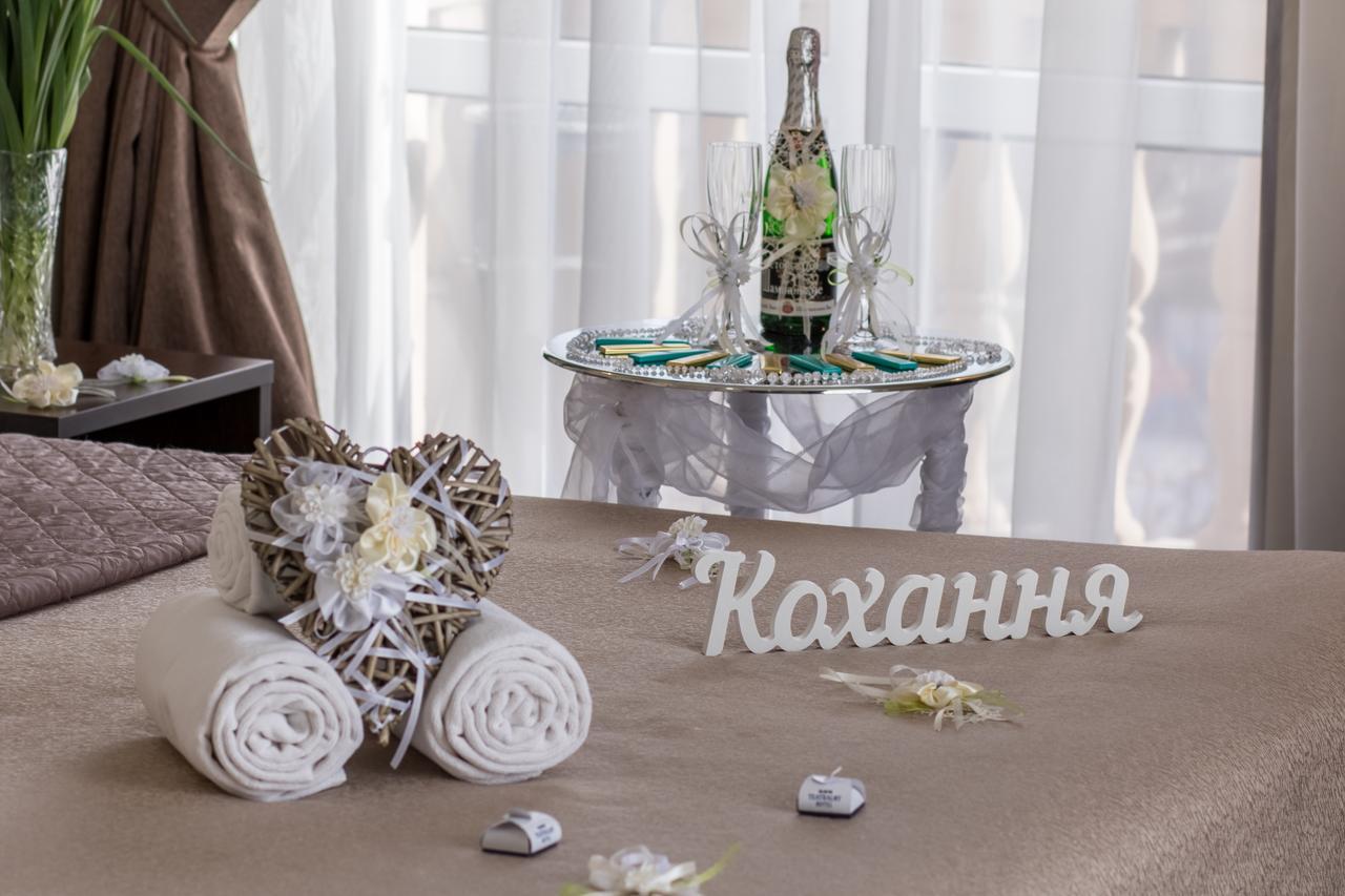 Teatralny Hotel Zaporizhia Værelse billede