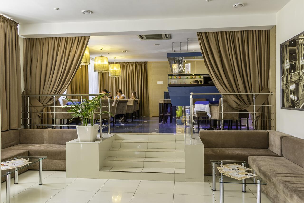 Teatralny Hotel Zaporizhia Værelse billede